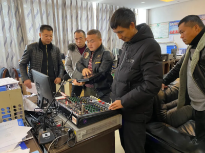 贵州凯里市“寨寨响”云智能调频应急广播项目通过市级验收